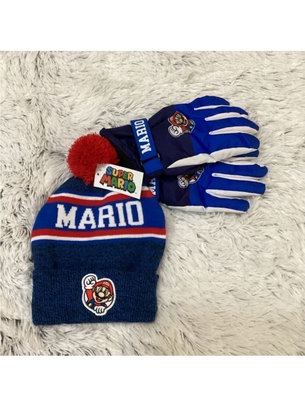 Bio world Nintendo Super Mario boys hats and gloves set youth L/XL